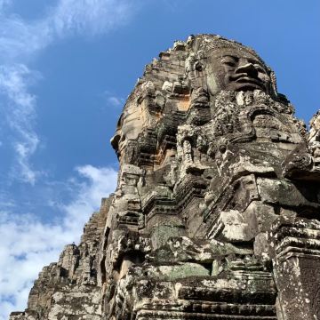 カンボジア/シェムリアップ】巨大な四面仏が圧巻！世界遺産の