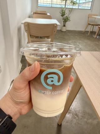 私がシブ(Sibu)を訪れるたびに通ってしまうコーヒーと抹茶。