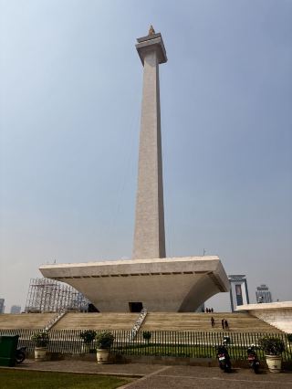 Jakarta’s Iconic Landmark… But Is It Worth It?