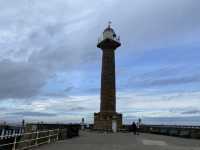 🏰 Whitby Harbour East Lighthouse 🌊