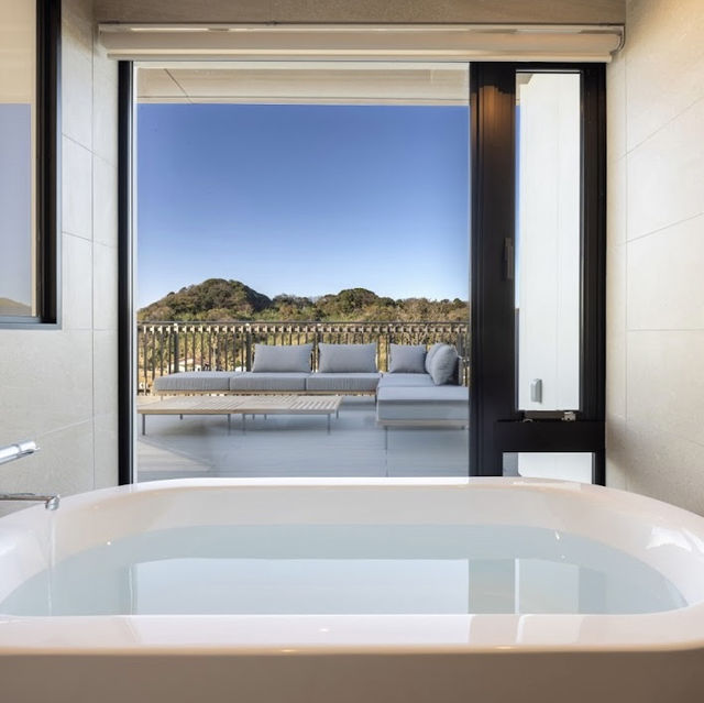 Seven x seven hotel