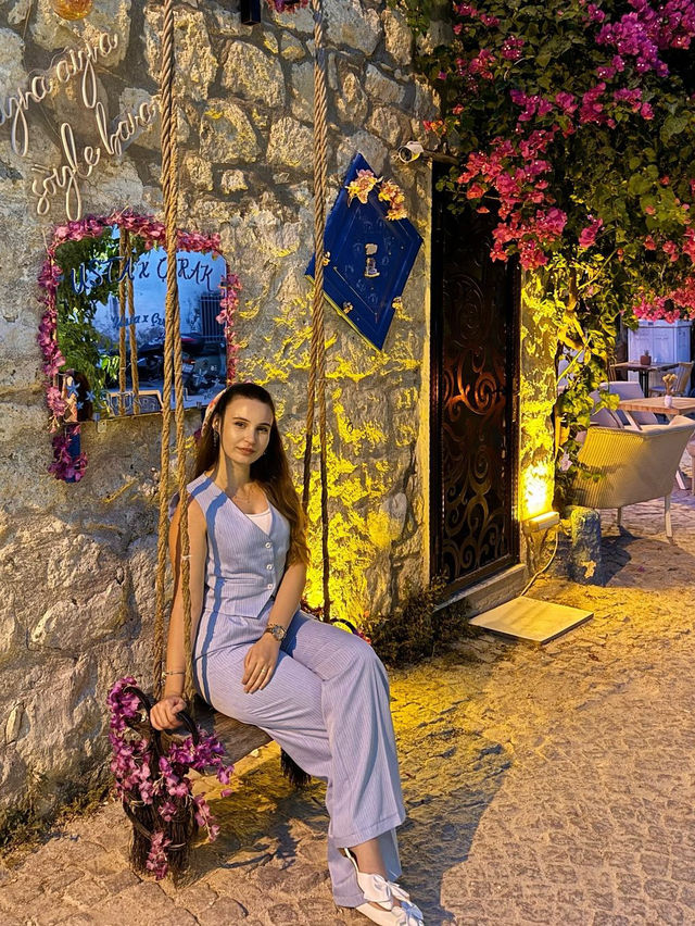 Alacati, Cesme: 터키 해안의 매력적인 여행지 🌊