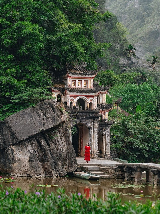 Bich Dong Pagoda