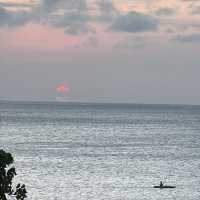 CHASING SUNSET LIKE IT OWES ME MONEY ! 