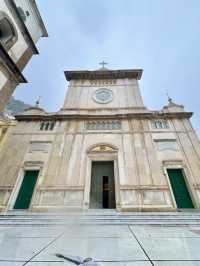포지타노 Chiesa di Santa Maria Assunta