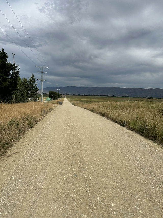 🚴‍♂️ Cromwell Cycling Adventure: Rivers, Hills & Scenic Rides 🌄