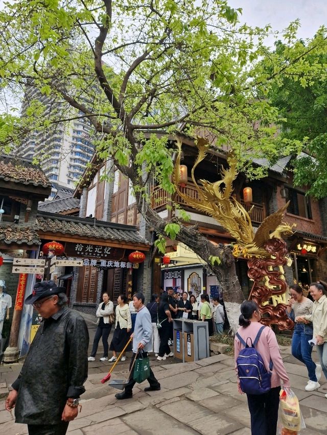 This place has to be on your Chongqing itinerary 🧧☕️