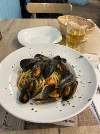 Fresh Mussel Pasta at L’Ostricaio – A Taste of the Mediterranean in Malta 🇲🇹