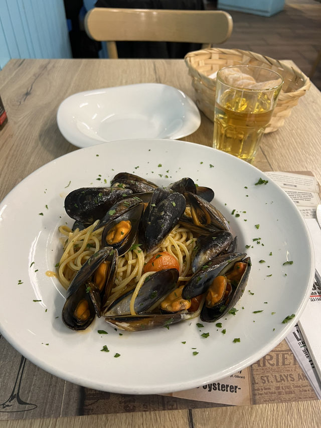 Fresh Mussel Pasta at L’Ostricaio – A Taste of the Mediterranean in Malta 🇲🇹