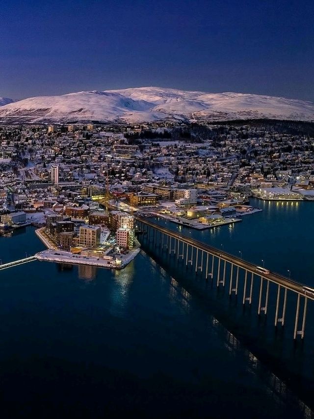 ❄️🌌 “Gateway to the Arctic: My Magical Day in Tromsø” 🇳🇴
