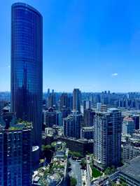 Affordable luxury stay in the heart of Chongqing (with breathtaking views!)