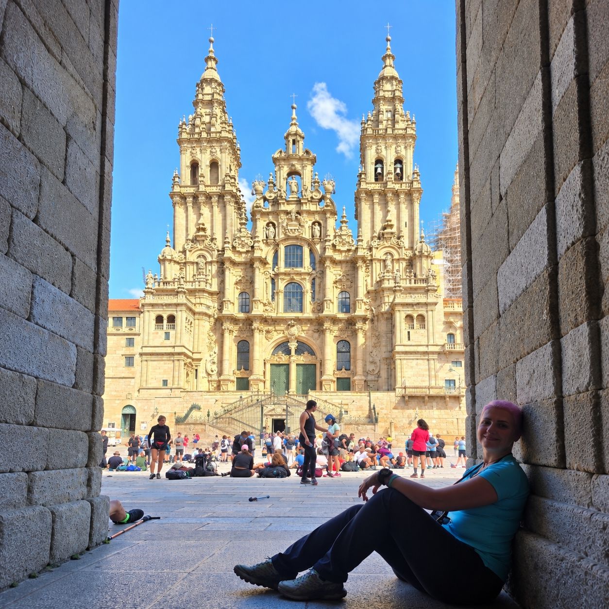 This was my third Camino, but somehow each Camino feels like a completely new journey. This time I walked from Sarria to Santiago, continued to Fisterra, and finally reached Muxía.
There were beautiful moments, unexpected challenges, long walks, tired feet, meaningful conversations, and plenty of time to simply be with myself. Once again, the Camino reminded me that it is never just about reaching a destination.
Already missing the yellow arrows. 💛🥾