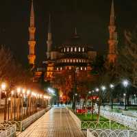 Istanbul: Where East Meets West 🕌🌉🌃