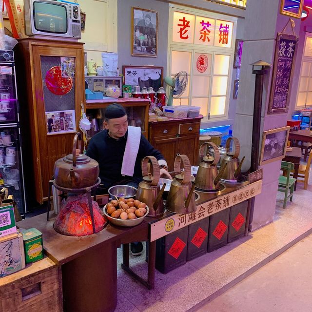 西安0元拍照好去處易俗社帶你重回80年代！