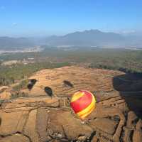 雲南騰沖，火山地熱國家地質公園！推騎馬上山！