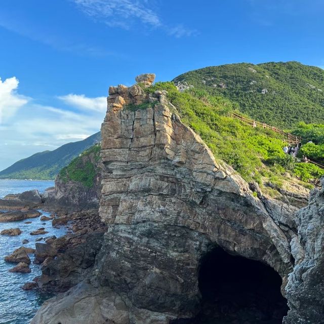 在海岸的盡頭便是山海合一的鹿嘴山莊