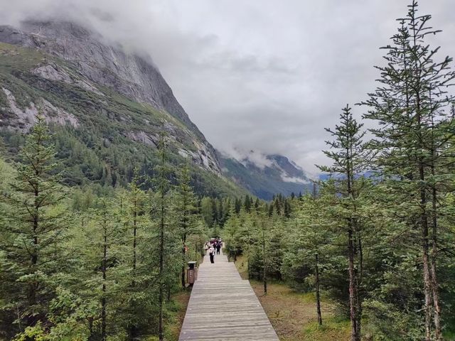 天然氧吧，最低調的聖山