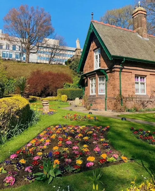 Edinburgh in spring!