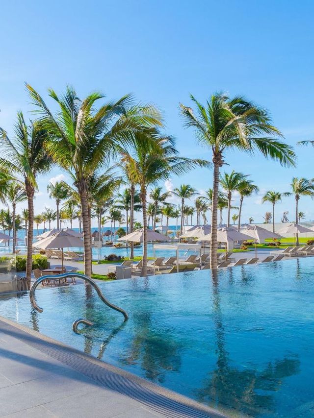 🌴 Cancun's Garza Blanca: Luxury & Views Unveiled 🏖️