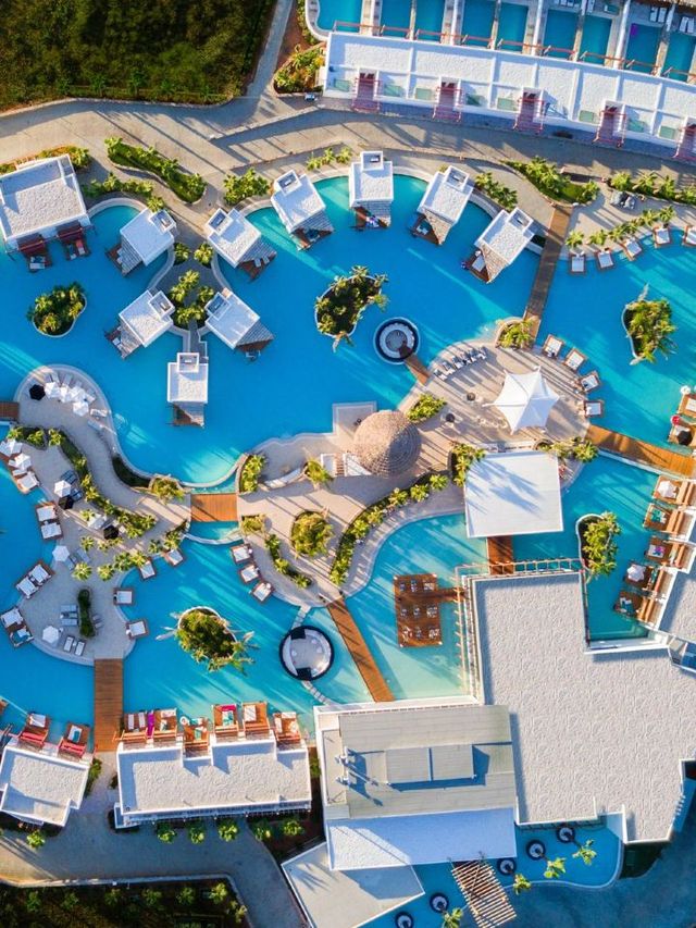 🌟✈️ Crete's Hidden Gem: Stella Island Luxury Resort 🏖️🍹