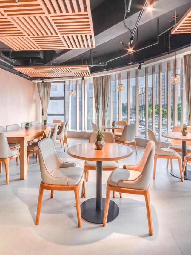 🌟 Shenzhen Stay: Chic Comfort at Qiuguo Hotel 🌟