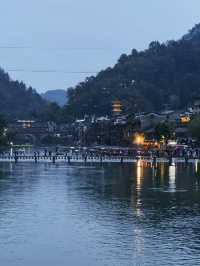 神秘湘西 - 鳳凰古城一日遊保姆級攻略。