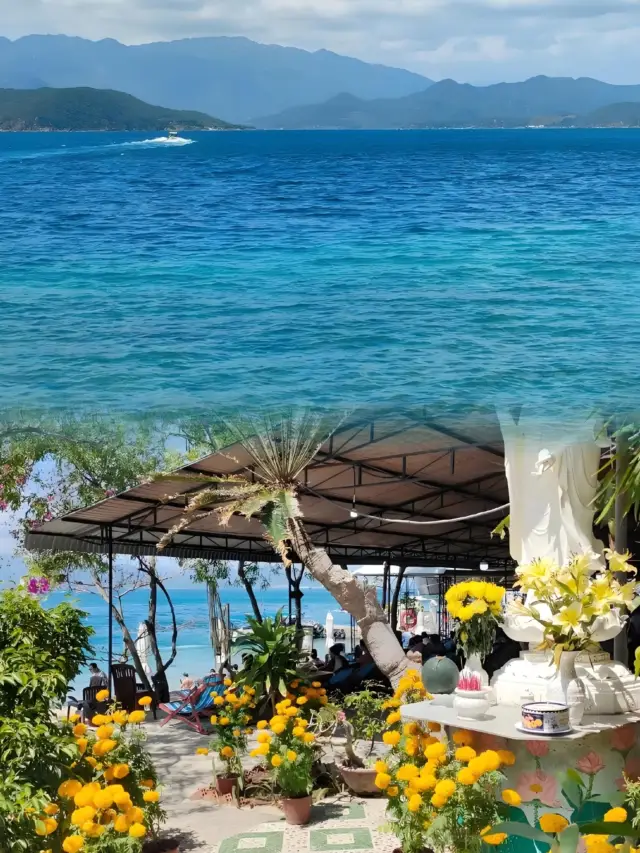 In Nha Trang, the must-visit Bamboo Island offers an amazing paragliding experience