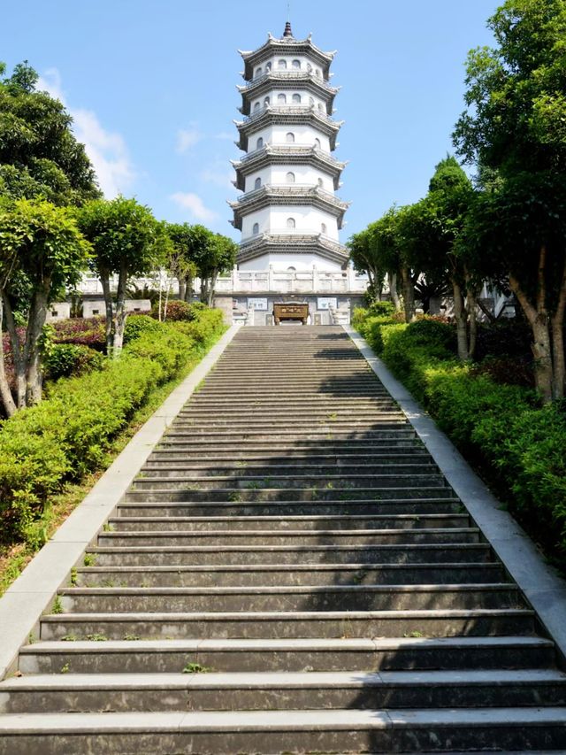 湖南懷化竟藏着一座侗寨「小布達拉宮」!