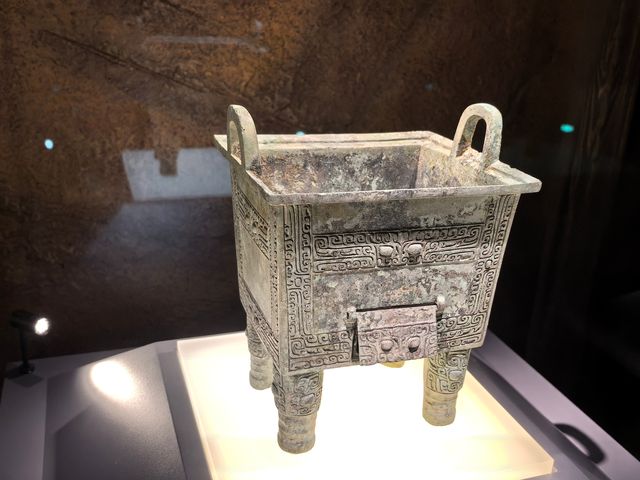 江西新干大墓商代文物展