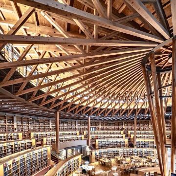 アトリエgg 秋の図書館 秋田に隠された知識の宝庫🌊 東北で最も美しい図書館 | Trip.com 秋田市