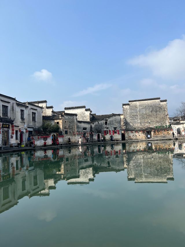 來宏村避世吧，聽歲月藏在白牆黛瓦裡的故事