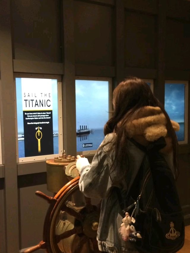 Titanic Memorial - Titanic Story Southampton💫🌊