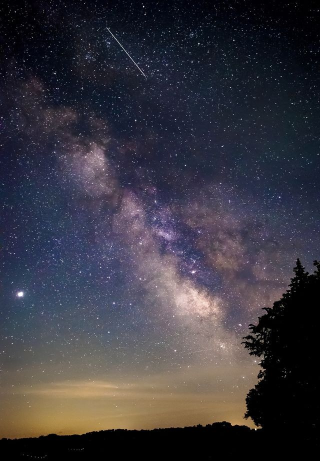 接下來嘅江浙滬｜將墜入流星同螢火共舞嘅夢幻夜||
