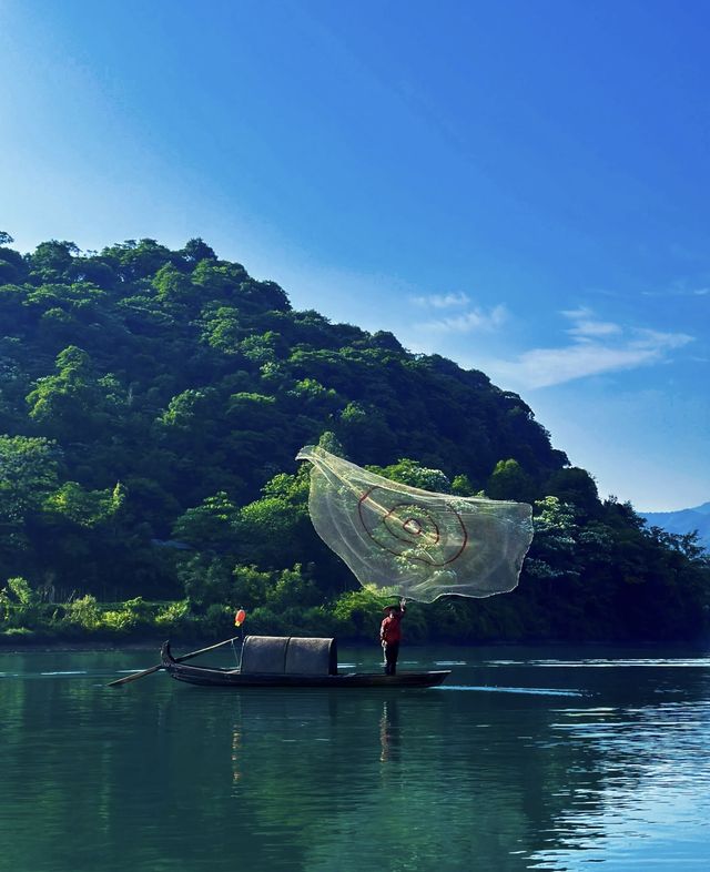 郴州旅遊｜被問爆的「小東江秘境」。
2天1夜人均500+玩到爽！✨