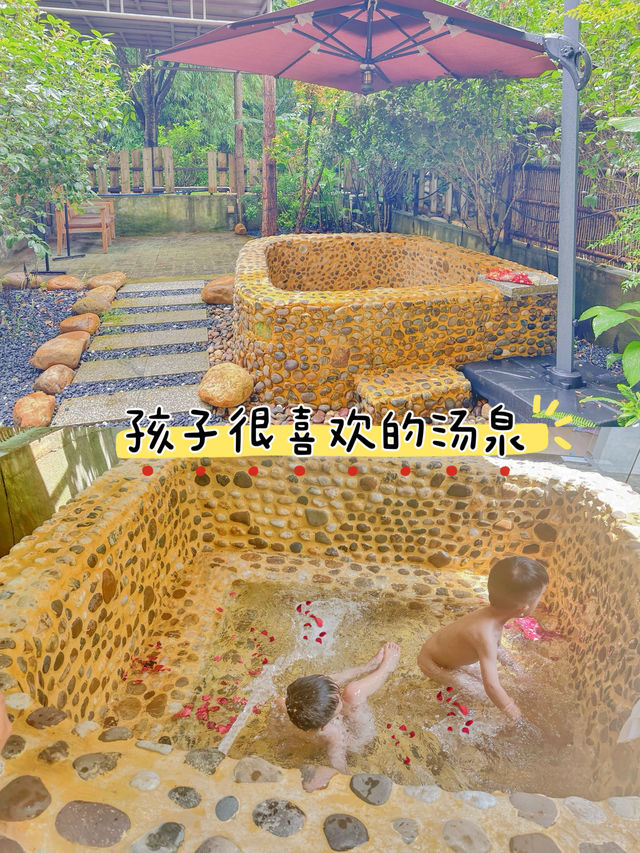 在城市邊緣，藏在村裡的寶藏民宿。