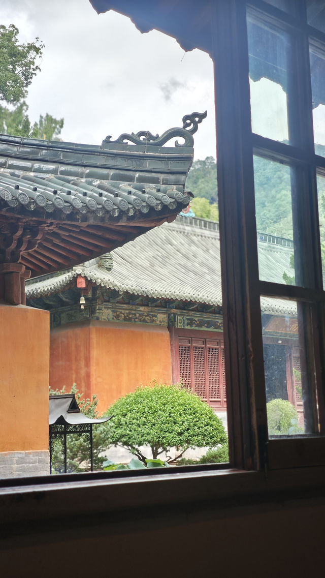 十一國慶，適合窮遊的城市