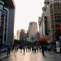 Shanghai Guide – Where Tradition Meets Tomorrow 🌆✨