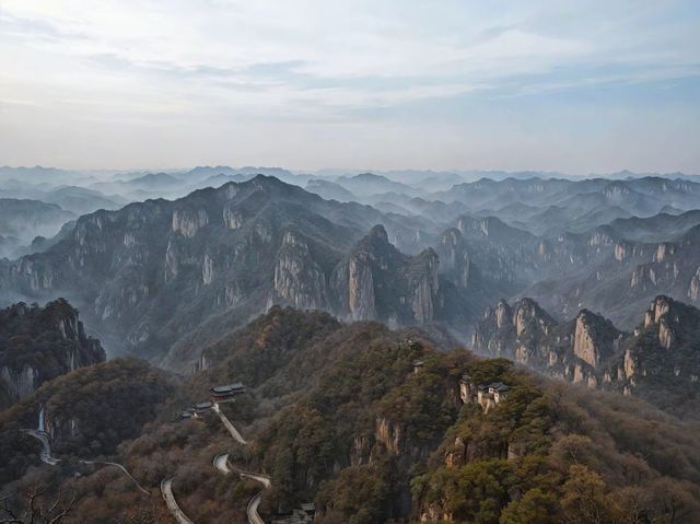 雲海中的仙境秘境