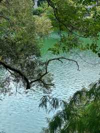 江門圭峰山|綠湖如碧玉嵌翠嶺 環湖暢遊醉氧吧