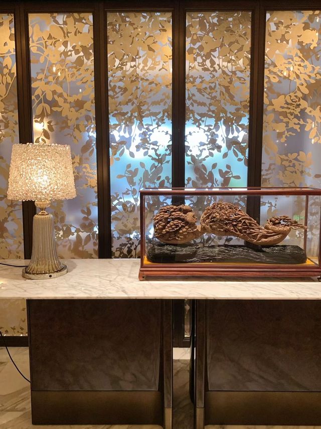 聖誕拍照,前灘華爾道夫紅絲絨聖誕樹 聖誕拍照,前灘華爾道夫紅絲絨聖誕樹