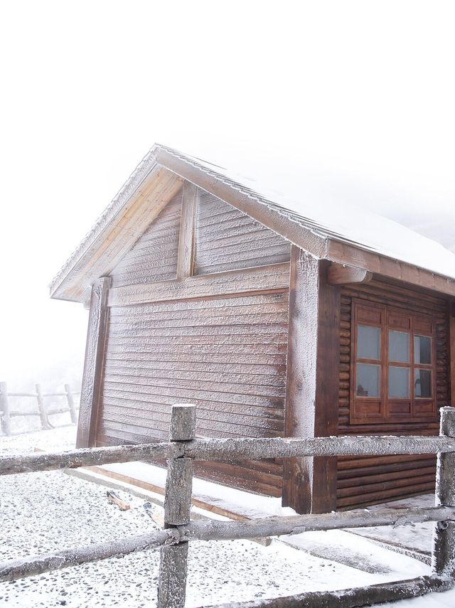 九寨初冬丨是天地緩緩展開的一幅山水留白