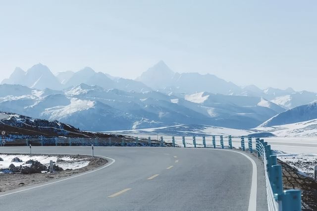 甘孜冬日寶藏線,S434省道雪景絕美 甘孜冬日寶藏線,S434省道雪景絕美