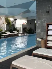 胡志明酒店|彷彿住進了西貢電影裡