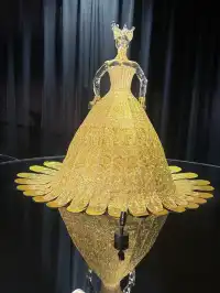 美到我在展館裡「哇」出了聲