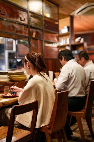 심야식당 느낌! 오사카 골목 속 보물 이자카야 현지인들이 사랑하는 곳