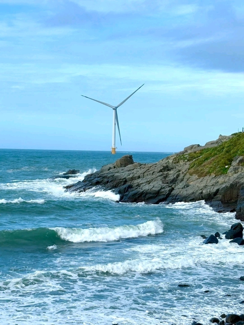 💧一生必看一次的「藍眼淚」奇觀！高鐵直達福建平潭，租輛小電驢追逐