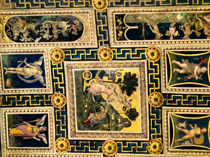 シエナの秘宝図書館——ピッコロミニ図書館 | Trip.com シエナ