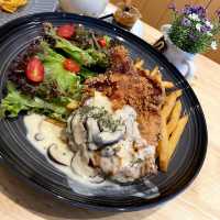 Miodis Cafe