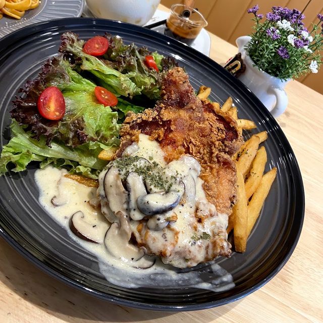 Miodis Cafe