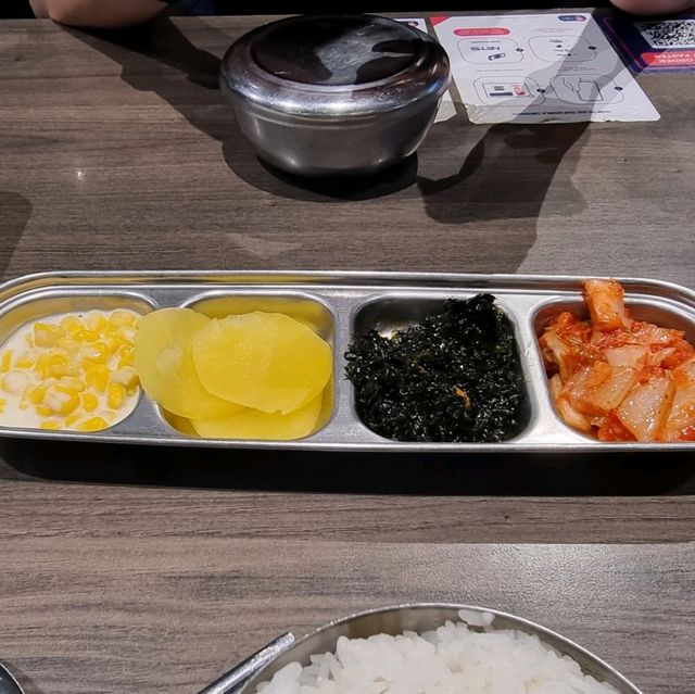 🇸🇬 Comfort food at Ajumma's